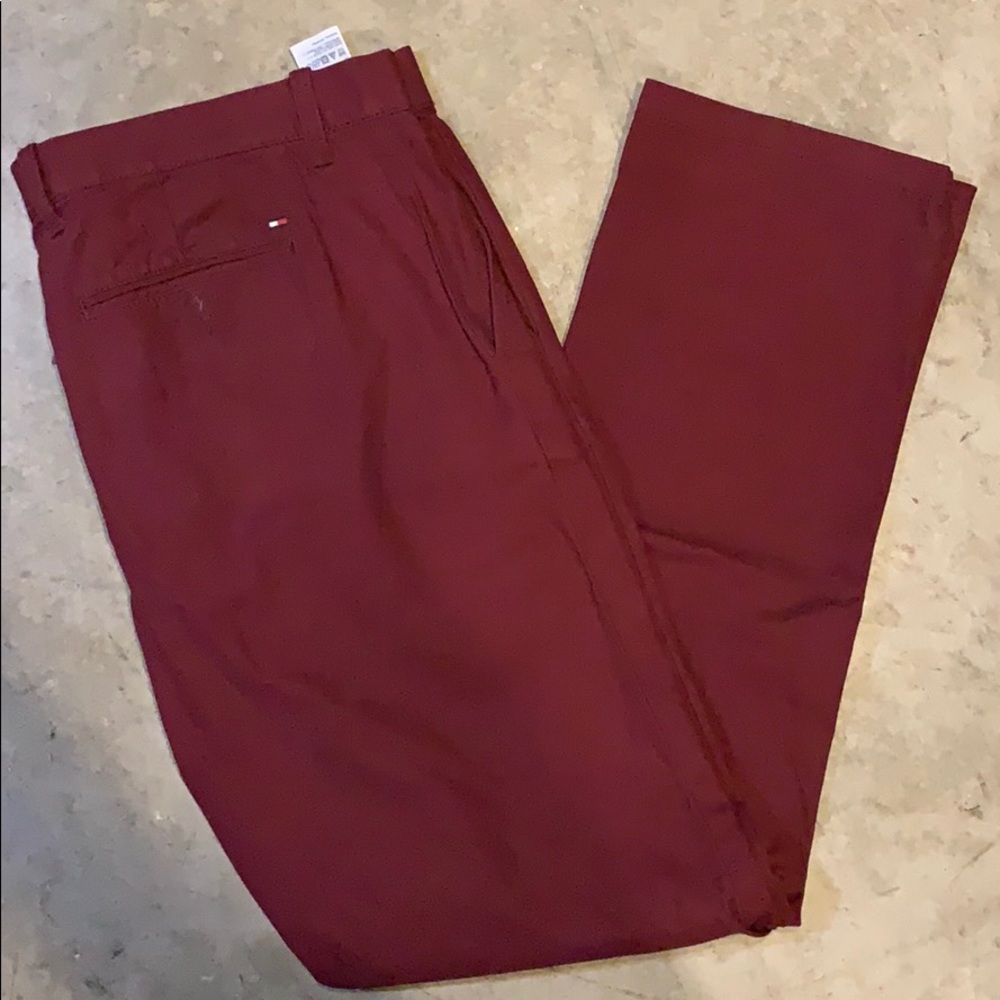 Tommy Hilfigure pants chinos maroon size 36x34